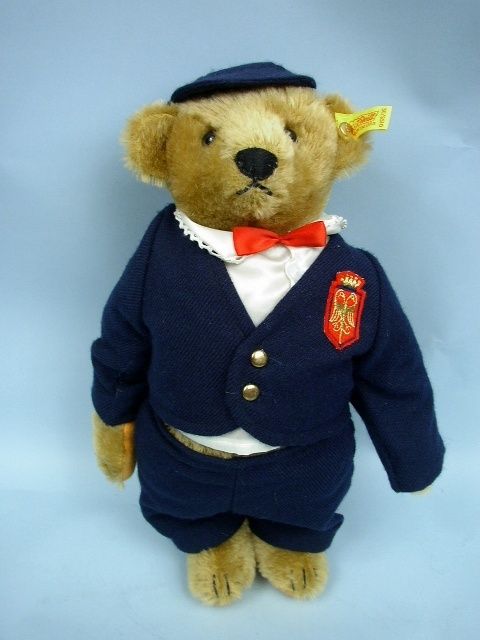 Steiff Victorian Boy Bear #0155/35   1989  