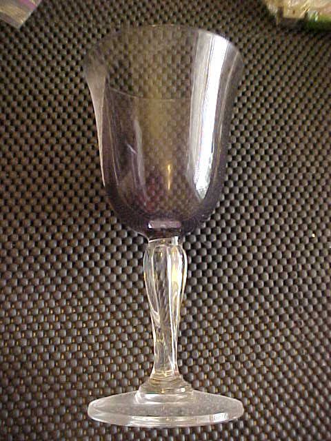 CASUAL SETTINGS AMETHYST By Luminarc Wine Glass 7 5/8  