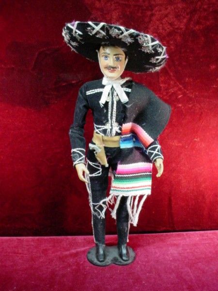 Vintage 14 COMPOSITION COSTUME DOLL Mexico HAND MADE  