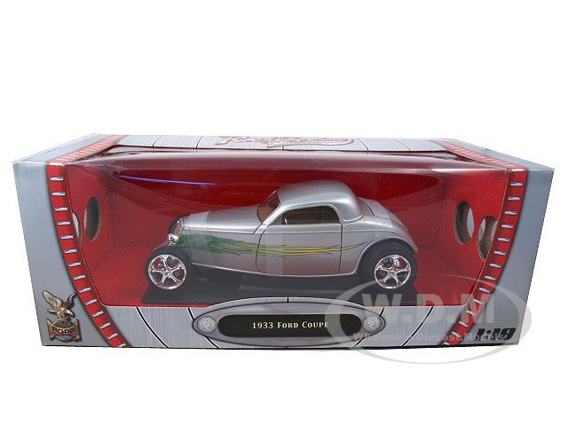 Brand new 118 scale diecast model of 1933 Ford Coupe Silver die cast 