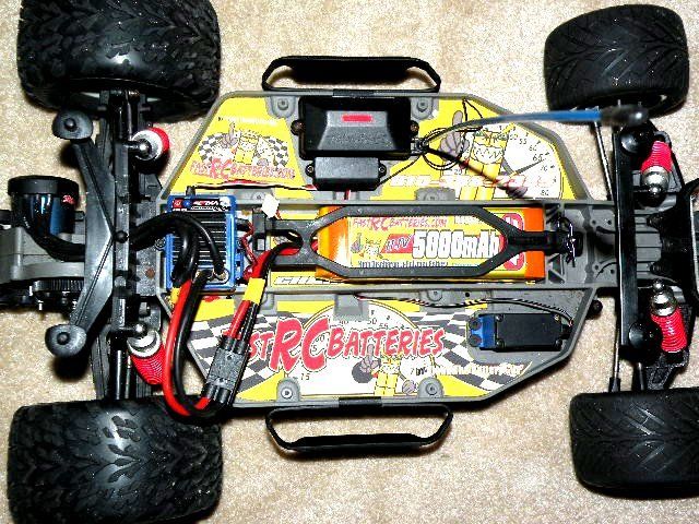 TRAXXAS SLASH 4X4~11.1V 40C LIPO & THUNDER AC6 CHARGER  