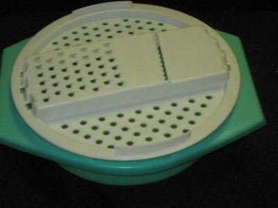   Tupperware Green/White Grater & Bowl Model 786 2  Grate & Serve  