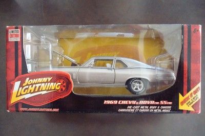 JOHNNY LIGHTNING 1969 CHEVY NOVA SS WHITE LIGHTNING 124 SCALE VERY 