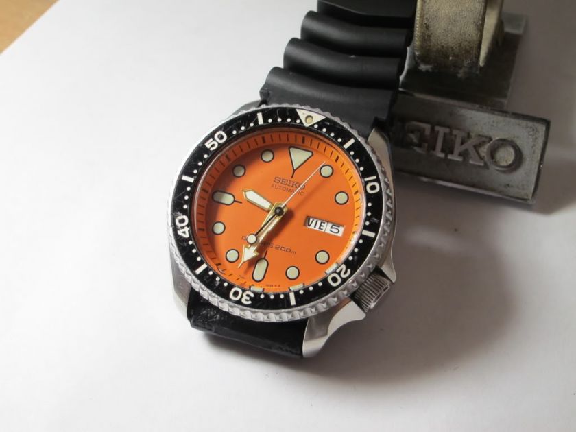 VINTAGE AUTO SEIKO SKX011J JAPAN 200m DIVERS 7S26 0020 ORANGE  