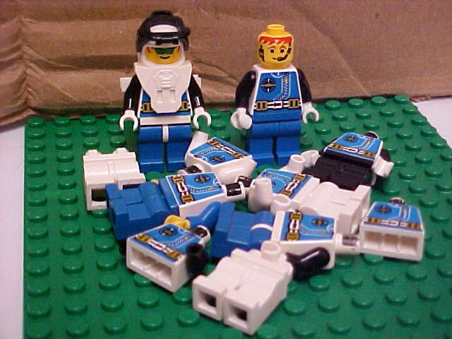 LEGO LOT AQUAZONE MINIFIGS LEGS TORSOS THE AQUANAUTS  