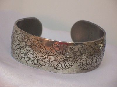 VINTAGE KIRK STIEFF ASTER FLOWER PEWTER CUFF BRACELET  