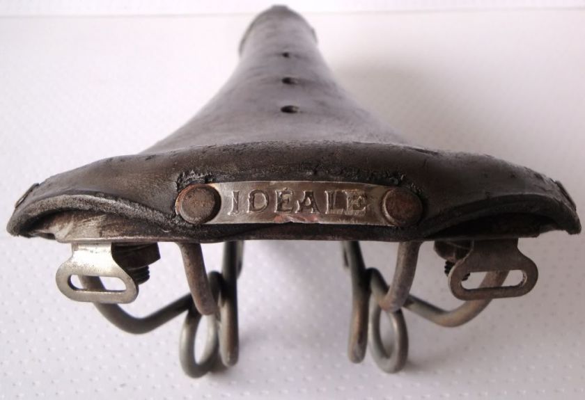 IDEALE CYCLO TOURISTE n°63 SADDLE SEAT VINTAGE FRANCE PEUGEOT 