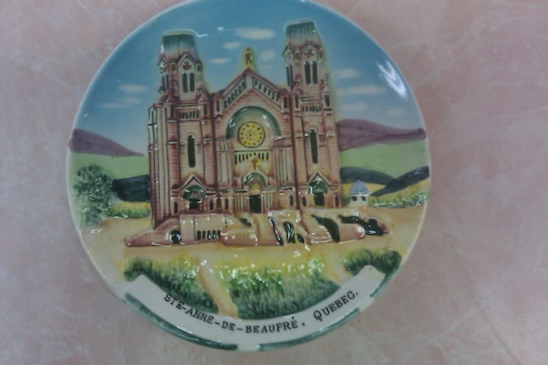 STE ANNE DE BEAUPRE, QUEBEC COLLECTOR PLATE  