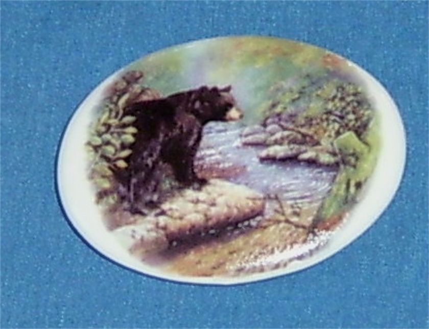 BLACK BEAR 2 OVAL PORCELAIN MAGNET(FIRED ON IMAGE)  