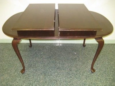 Ethan Allen Georgian Court Cherry Oval Cabriole Table 225 Finish 