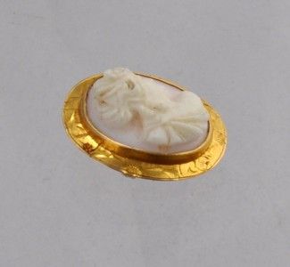 Antique 10K Gold Bezel Victorian Carved Cameo Hand Chased 3g  