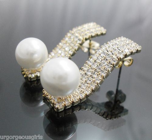 Vintage Creamy Pearl Crystal Earring Wavy Base Gold GP  