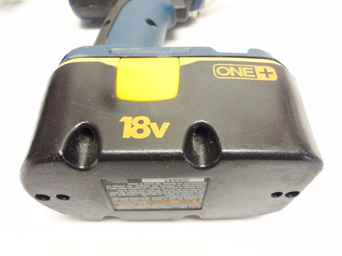 RYOBI P231 18V IMPACT DRIVER W/ BATTERY + CHARGER  