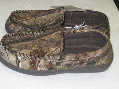   Realtree AP Camo Youth Moccasins  Assorted Sizes Just Like Dads  