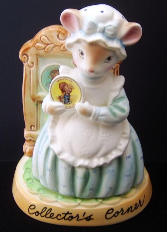 Avon Cherished Moments Collectors Corner Mouse Figurine  