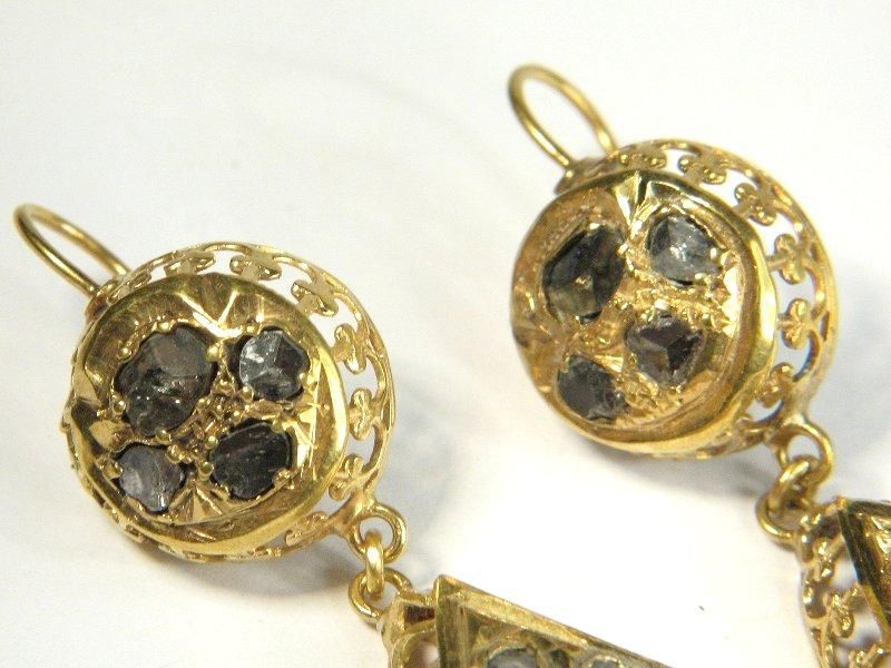   ANTIQUE SPANISH 18K GOLD ROSE CUT DIAMOND DROP EARRINGS c1820  