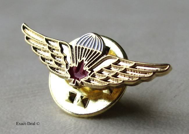 CANADA ARMY Canadian Airborne Smallest PARA JUMP WINGS  