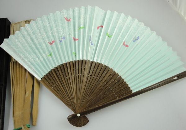 Lot of 4 Vintage Folding Hand Fans  