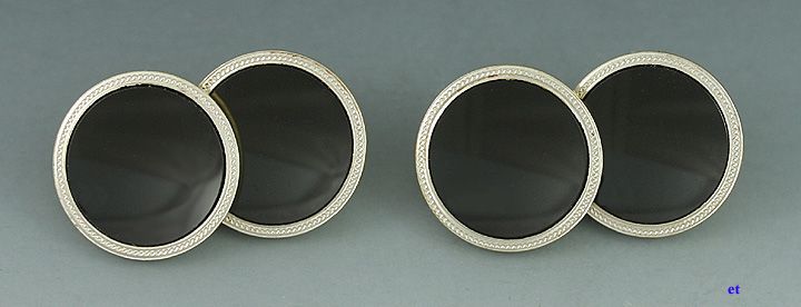 FINE VINTAGE KREMENTZ 14K GOLD & ONYX CUFFLINKS  