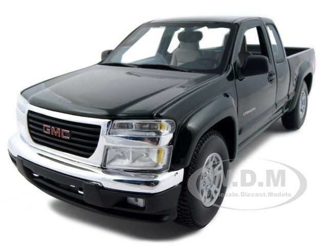   GMC CANYON PICKUP TRUCK GREEN 118 DIECAST MODEL CAR BY MAISTO 31679