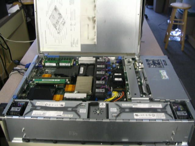 Dell Poweredge 1750 2.4GHz 3x 18GB HDD 1GB RAM server  