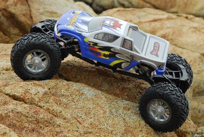   Rockslide 1/8 Scale Super Crawler Remote Control 4WD Steering  