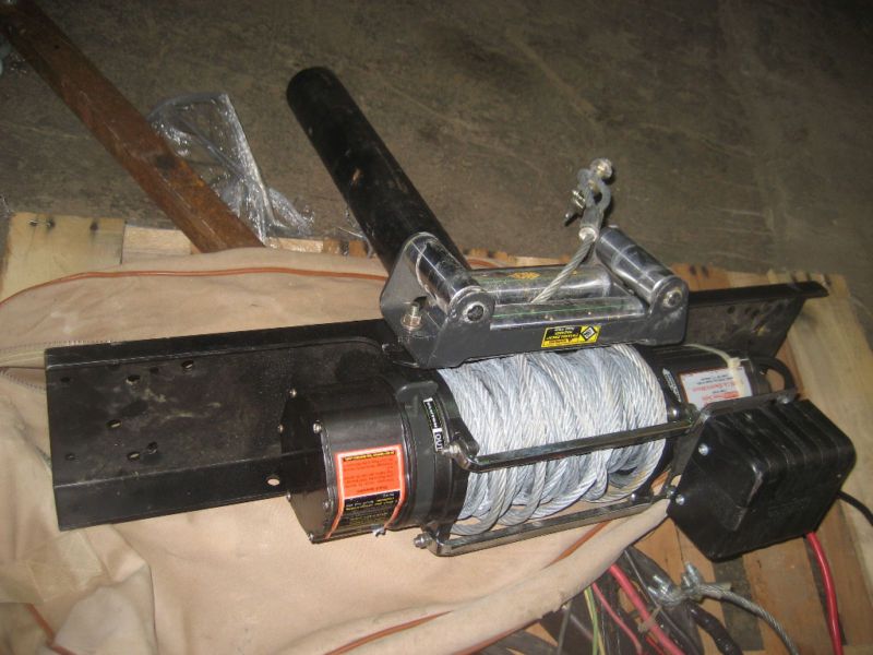 SELDOM USED 10000 LB ELECTRIC WINCH  